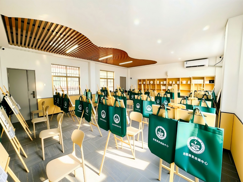 玉林叛逆小孩管教学校解析:如何为孩子找到真正有效的成长转变之路
